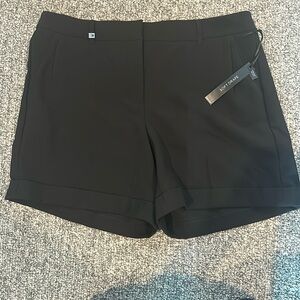 NWT White House Black Market Soft Drape 6” Short Sz 10